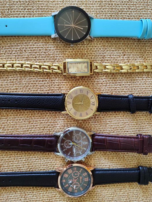 Conjunto de 10 relógios quartz novos