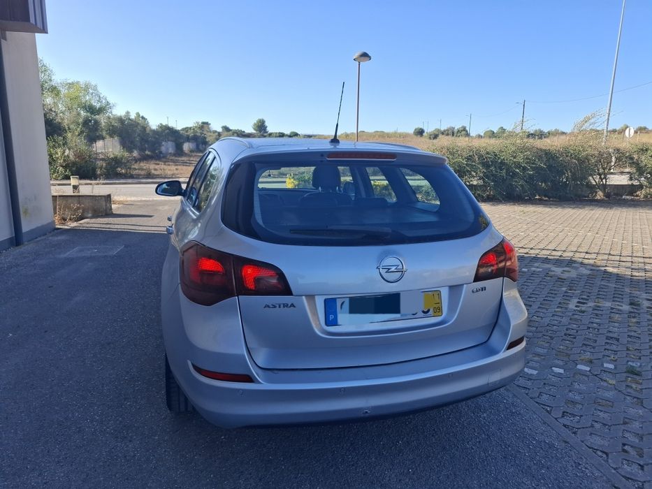 Opel astra 1.7 cdti 125 cv        217 mil kms