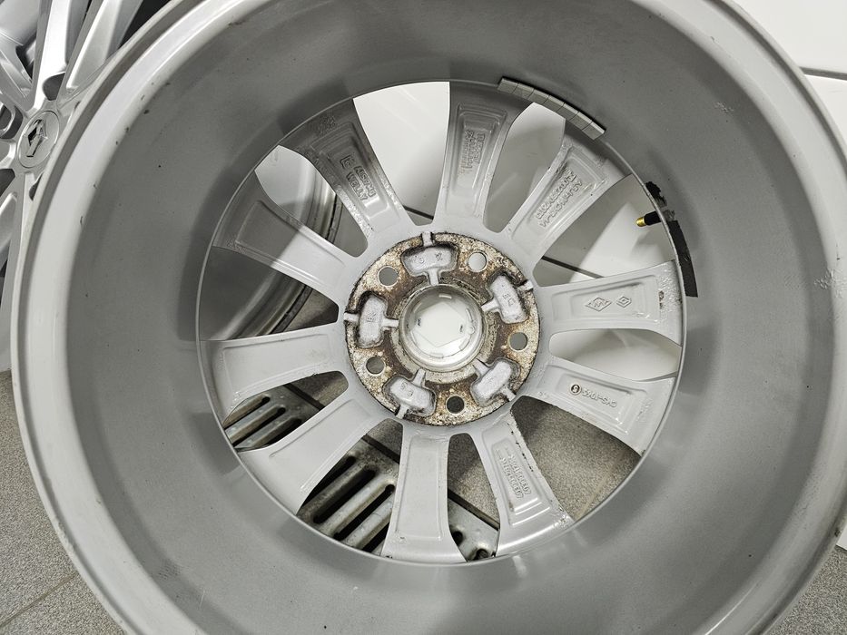 16 5x114,3 Renault Megane Scenic Captur Kadjar Clio  Kangoo Espace