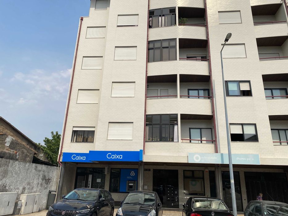 T1+1 C/Varanda Excelente,Equipado Na Maia, Impecável!