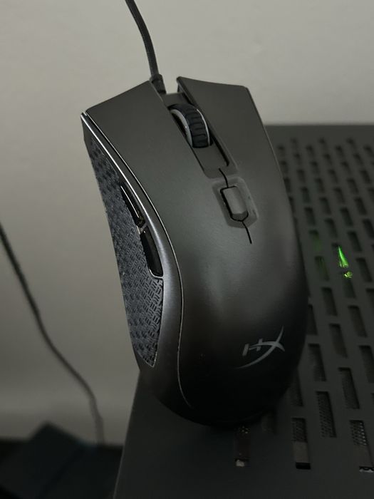 PC com Monitor/ Teclado / Rato