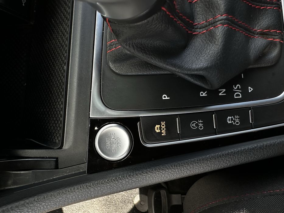 VW Golf GTI Performance
