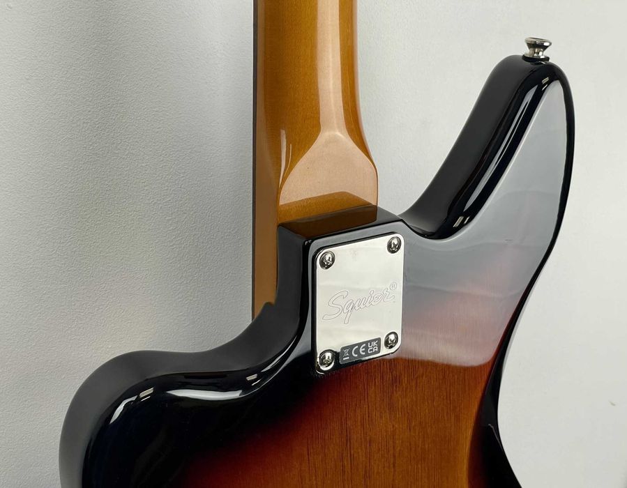 Squier Classic Vibe Jaguar Bass - 3-Color Sunburst