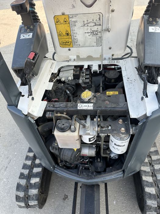 Bobcat e10z 2021r bobcat e19 jcb minikoparka mikrokoparka 1tona 2 tony