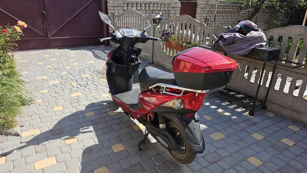 Продам електро скутер  Maxxter NEOS II