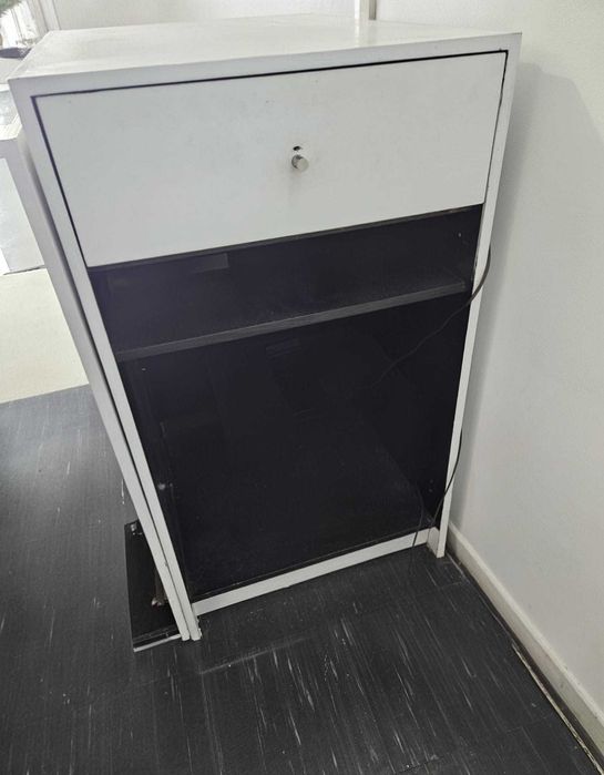 Cinco Movéis para loja