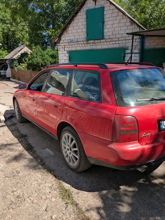 Продам Audi A4 B5 1.8 ADR
