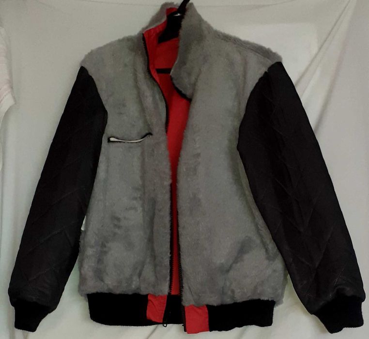 Casaco Vermelho com pêlo
