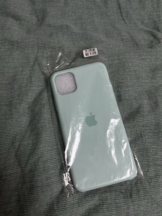Чохли на 11 pro max iphone