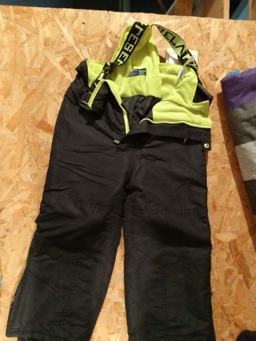 Spodnie narciarskie Reserved TANIO