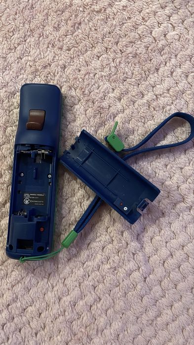 Jogo Wii Super Mario e Comando colecionavel Peach e Luigi