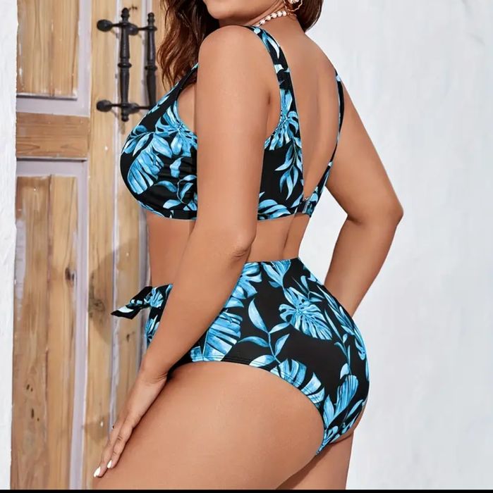 Продам терміново новий купальник на розмір 2xl