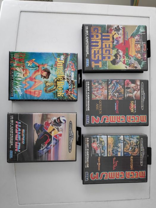 Jogos Sega Mega Drive + Consola Mega Game II