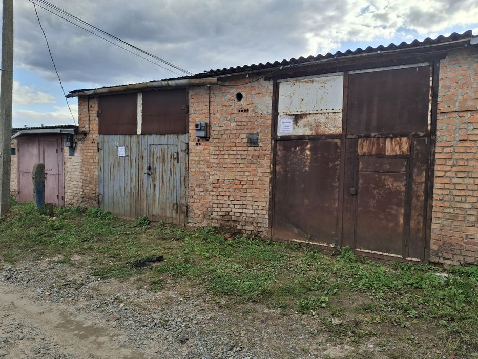ПРОДАМ 2 ГАРАЖА   ЕЛІНГ кооператив
