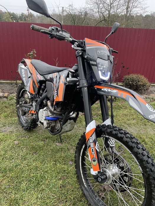 Продам мотоцикл geon gns 300