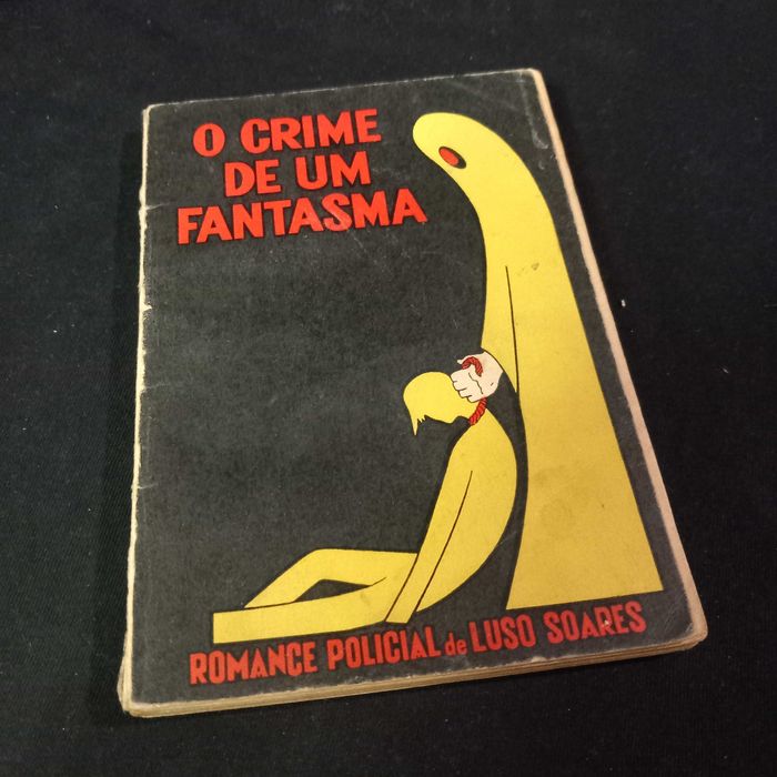 Romance policial" O Crime de um fantasma "