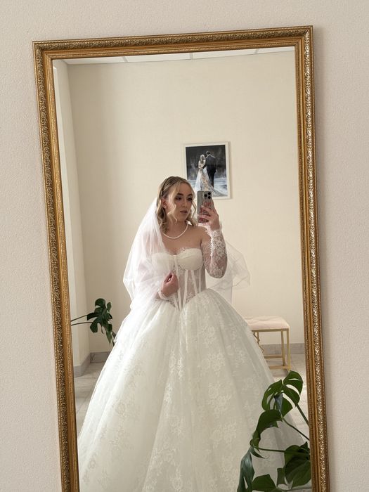 Розкішна весільна сукня /Оренда Princess / Corset Lace Ball Gown / Luxury Bridal