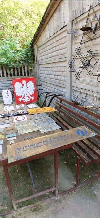 Tabliczki emaliowane I inne z czasów cena za wszystkie