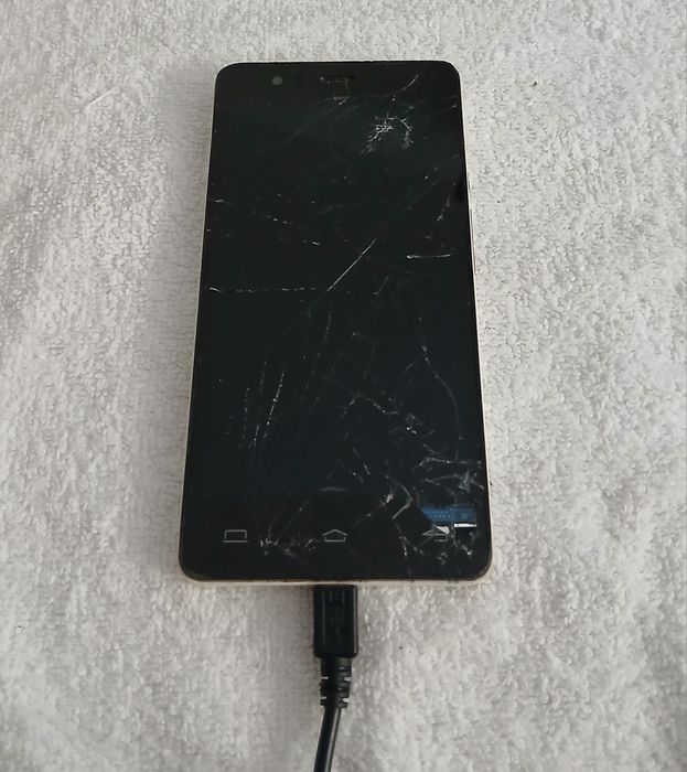 BQ Telémovel para Peças ou para Arranjo