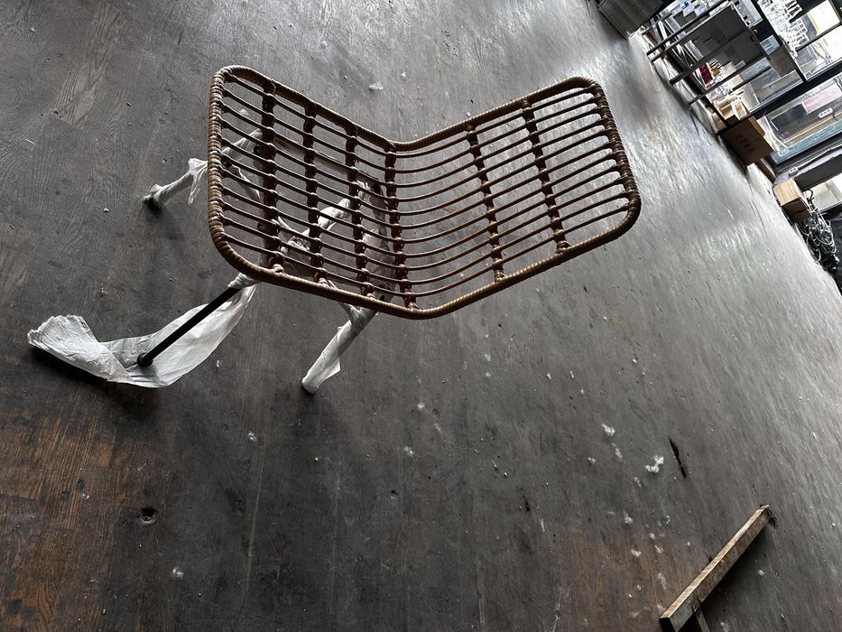 Стулья из ротанга