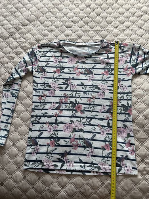 Sweter cienki w paski kwiaty wzorzysty S