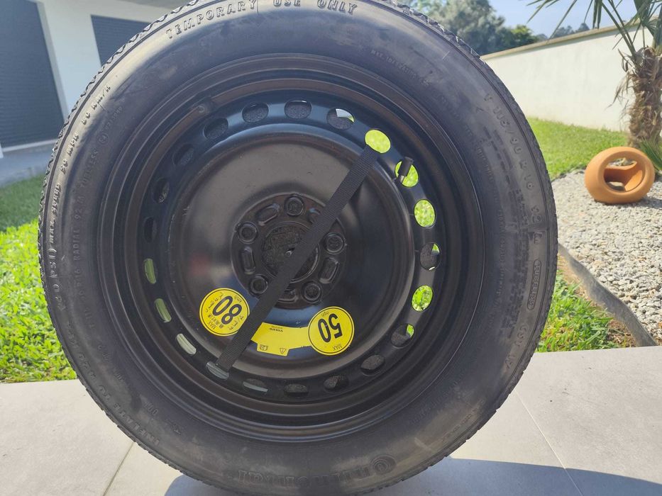 Kit - Pneu suplente VOLVO V40