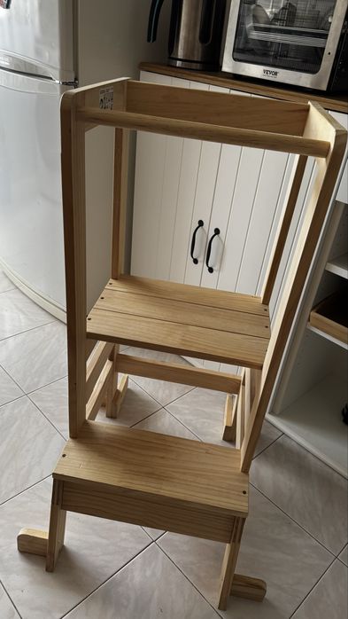 Cadeira de Montessori