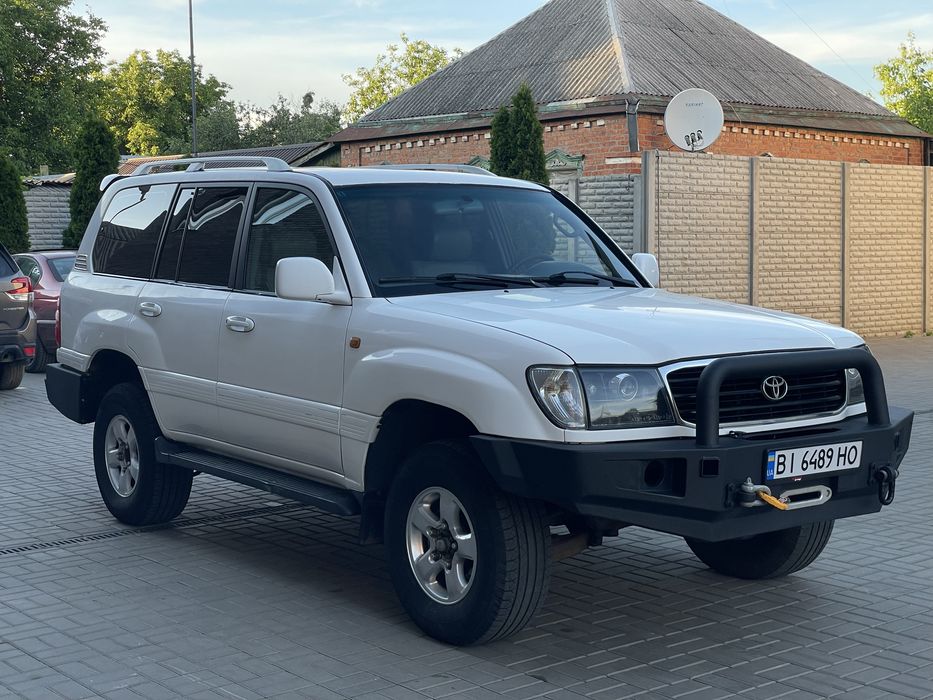 Toyota Land Cruiser 100