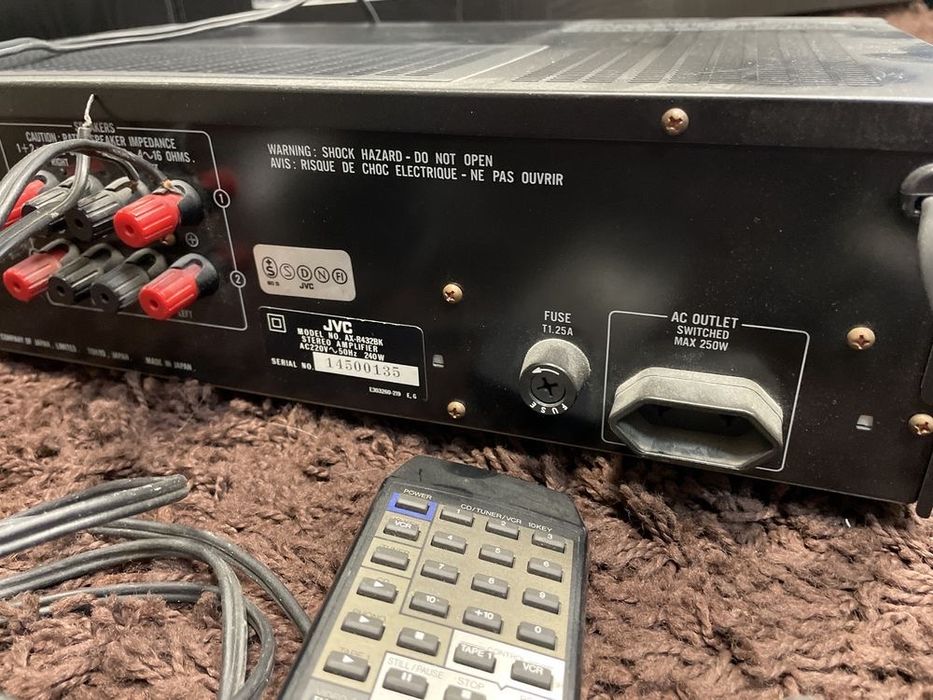 JVC AX-R432 Znakomity WZMACNIACZ Stereo