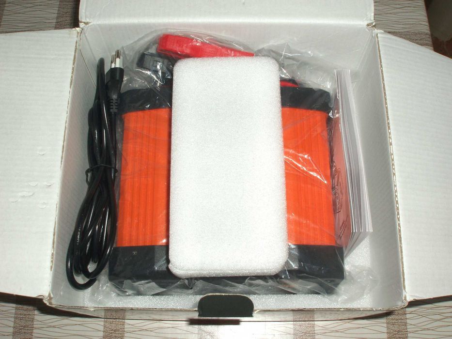 Зарядное устройство Foxsur FAC-200 12V-20A/24V-10A