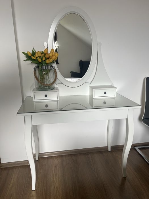 Toaletka Ikea Hemnes