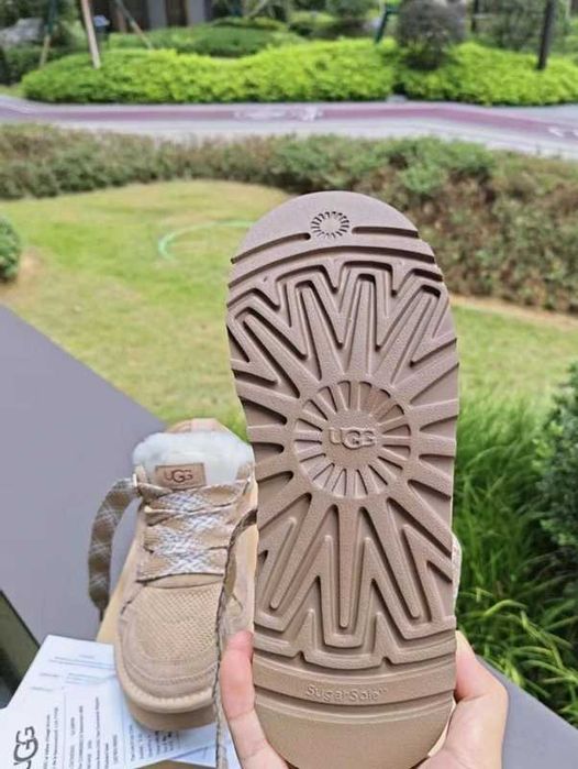 Buty śnieżne Ugg Lowmel R.37