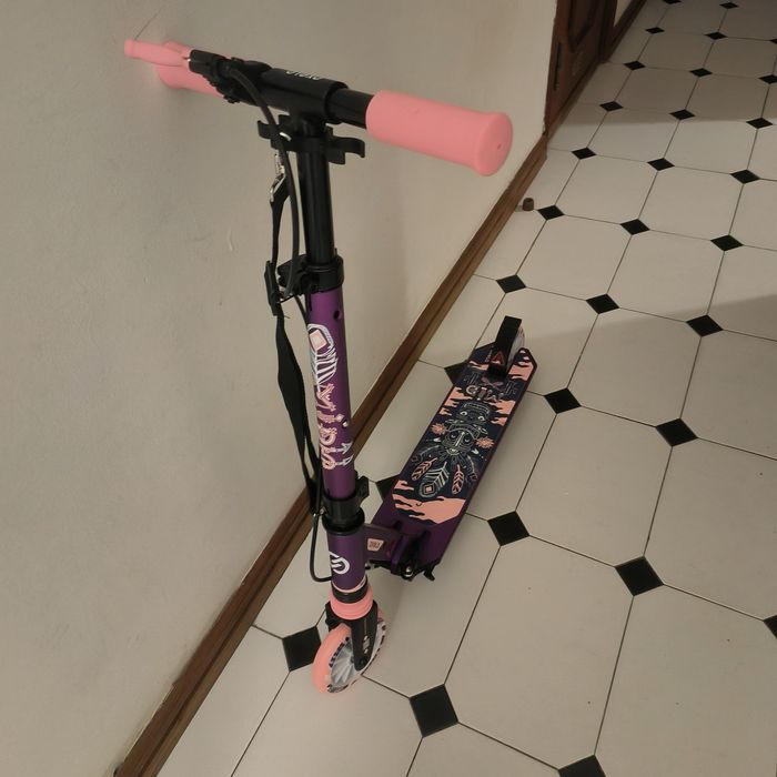 Vendo trotinete de criança