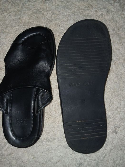 Шльопанці HUGO BOSS продам