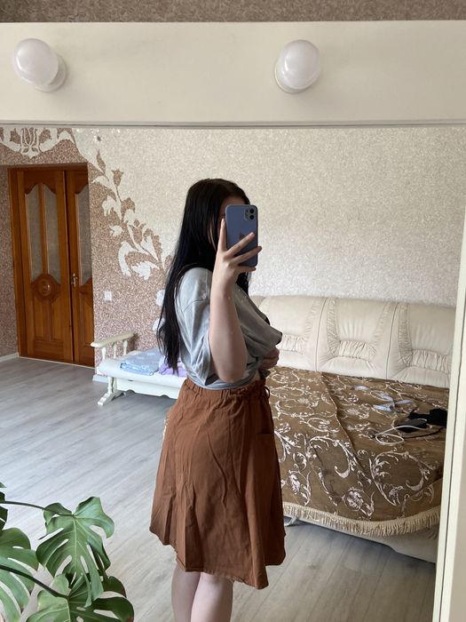 Жіноча спідниця