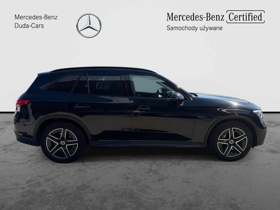 Mercedes-Benz GLC GLC 200 4MATIC AMG LED KameraCofania MartwePole Ambient FV23%