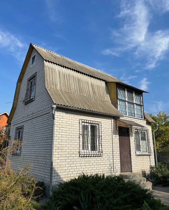 Затишна дача з ремонтом