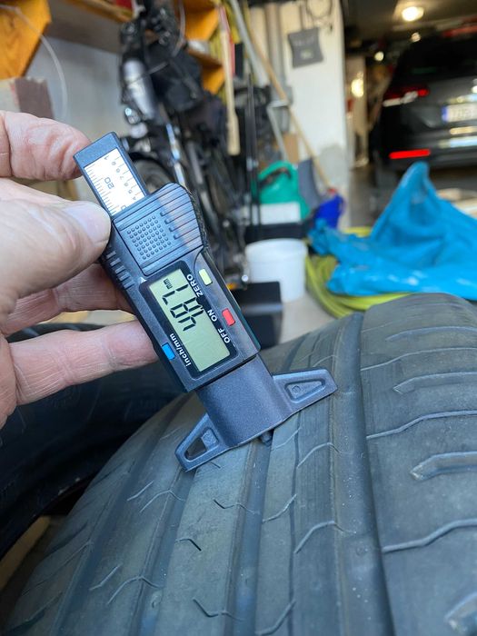 Opony CONTINENTAL Letnie 215/55R17