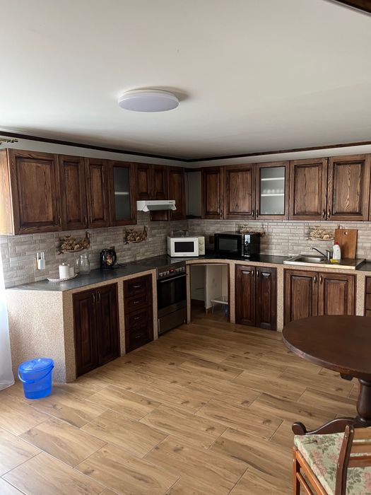 Оренда Великого Приватного Будинку в селі Пилипець