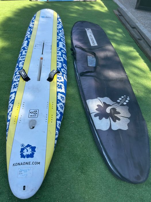Prancha de Windsurf quase nova