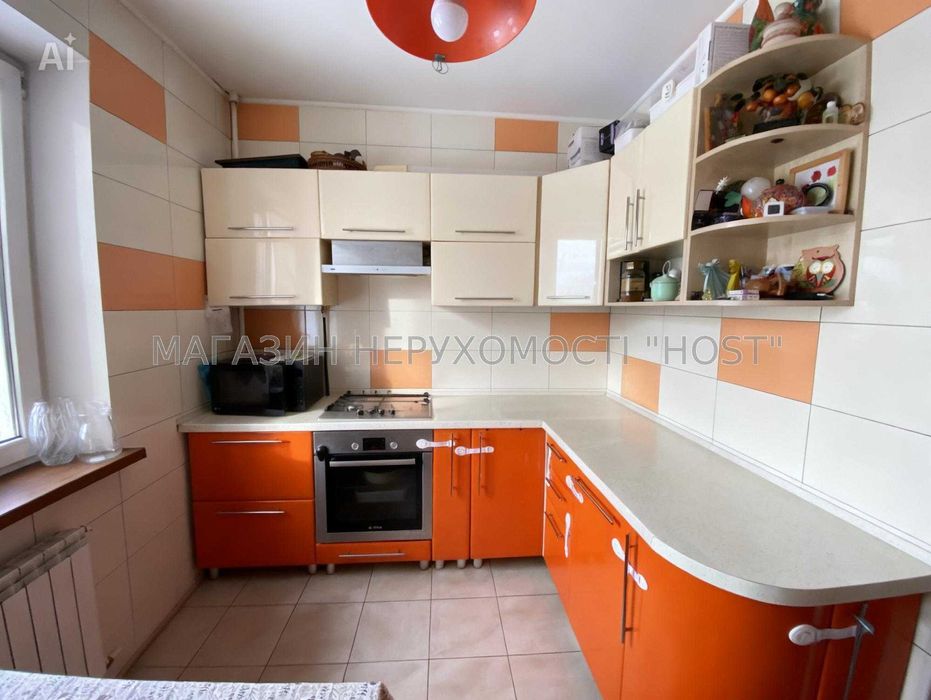 Продам сімейну 3-кімнатну квартиру у Харкові, вул. Лопанська, 31