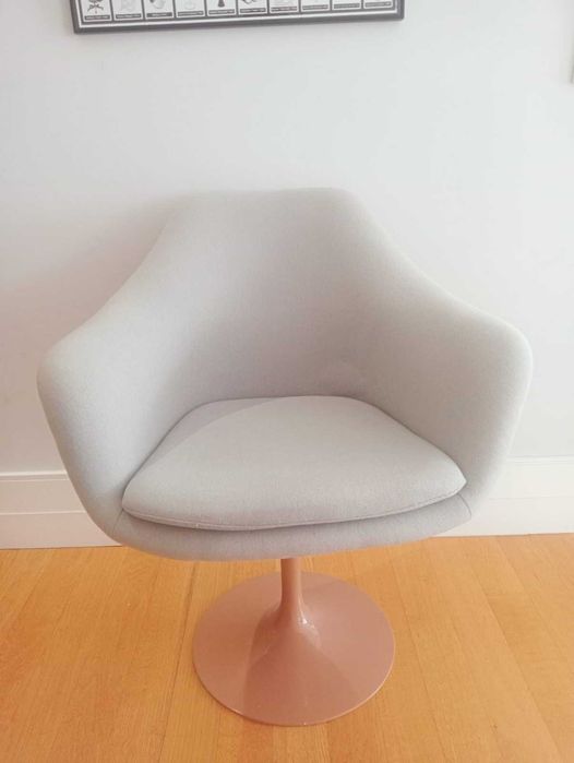 Poltrona Knoll Tulip Cinzenta / Knoll Tulip Armchair