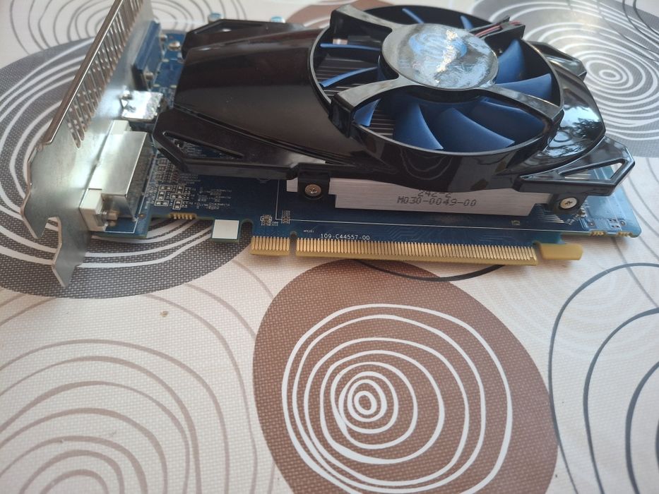 Відеокарта AMD HD7750 2GB DDR3