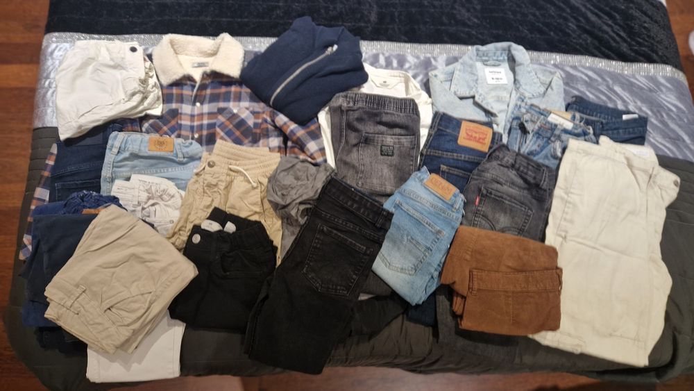 Roupa de menino 9-10 anos (venda por caixote)