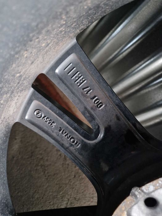 felgi OE 17 x7,5 et52 bmw x1 x2 1 2 f39 f48 f52 f46 f45 5x112 wz 385