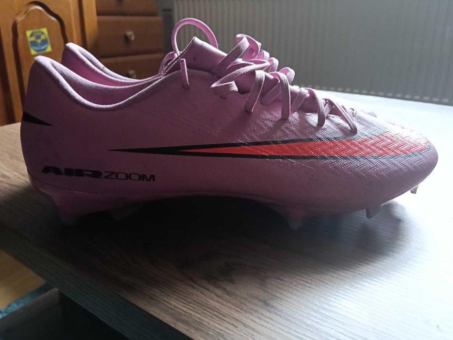 Buty piłkarskie Nike