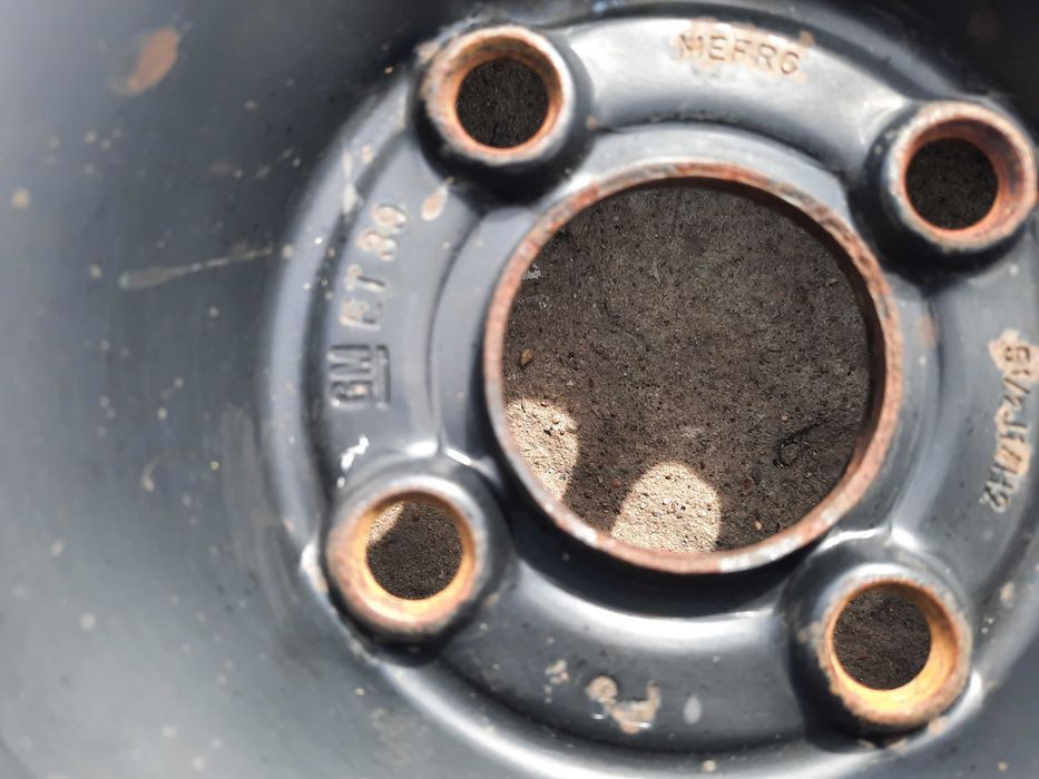 Oryginalne felgi stalowe OPEL CORSA 14" 4x100x56,6 ET 39