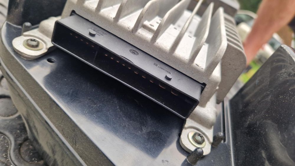 Subwoofer Bose + Głosniki Audi A4 B6