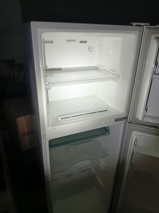 Продам холодильник Самсунг или поменяю на велосипед