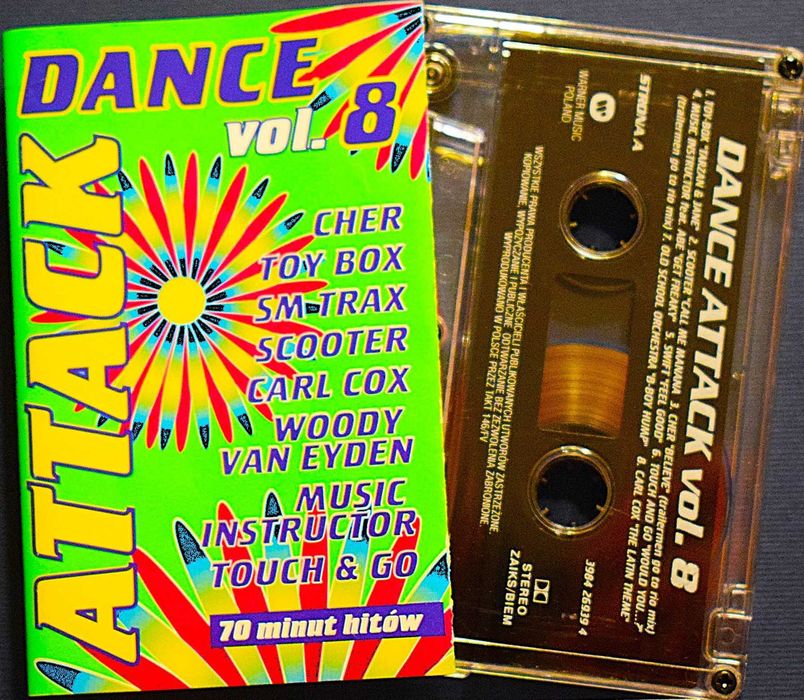 Dance Attack vol. 8 - składak z roku 1999 , stan -idealny .